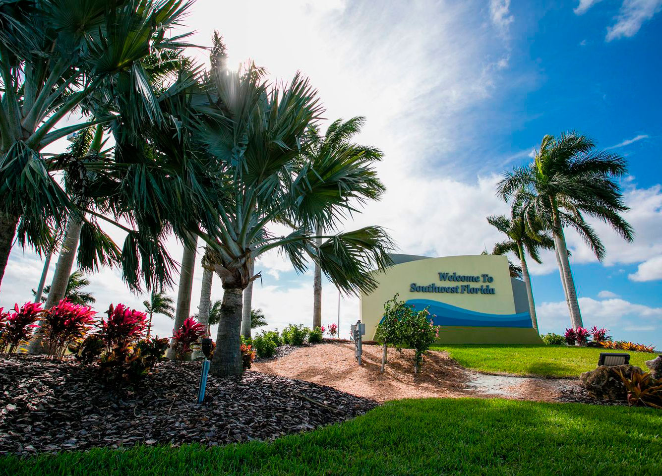 off-site parking Southwest Florida Airport