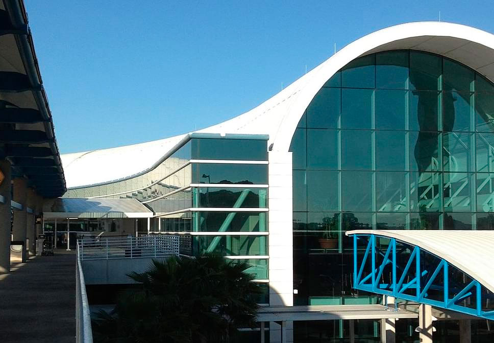 off-site parking Jacksonville International Airport