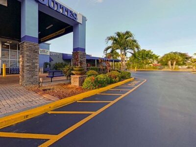 Rodeway Inn & Suites Port Everglades Cruise Parking