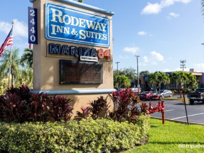 Rodeway Inn & Suites Port Everglades Cruise Parking