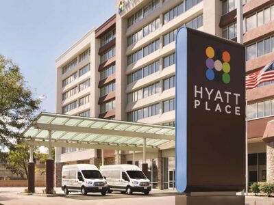 Hyatt Place Chicago O'Hare Airport Parking