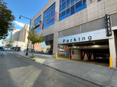 Queens Crossing LGA Airport Parking