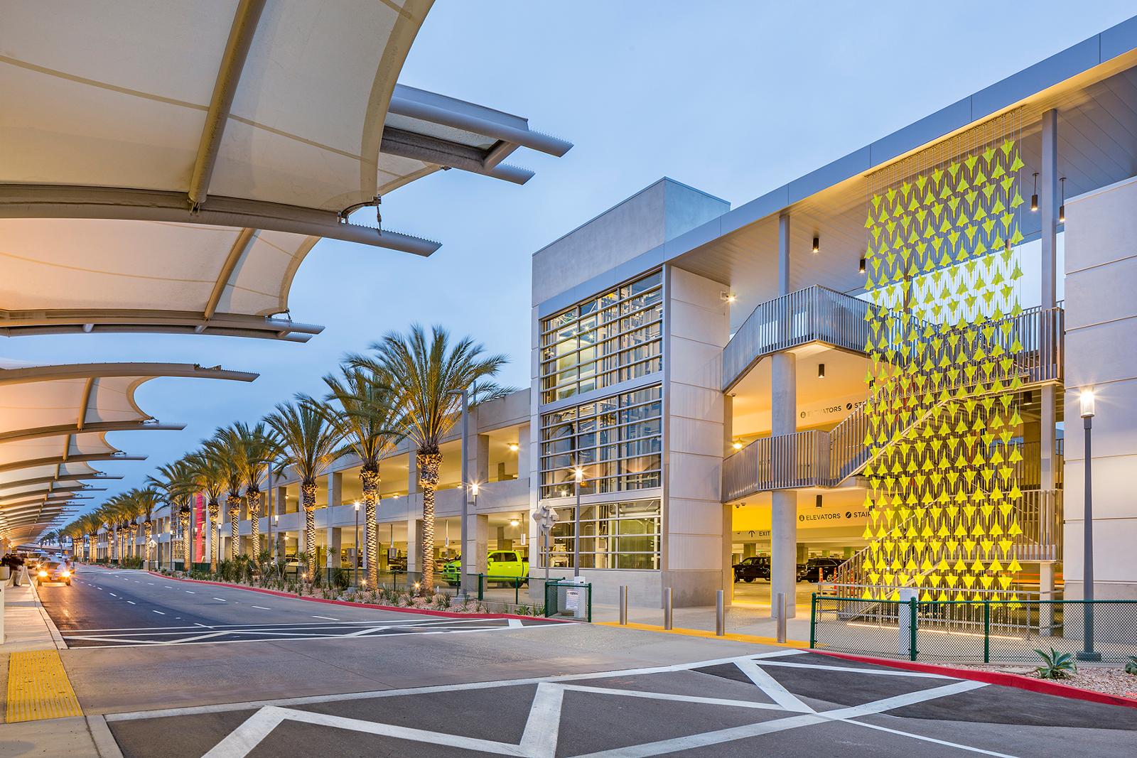 San Diego Airport Parking Guide