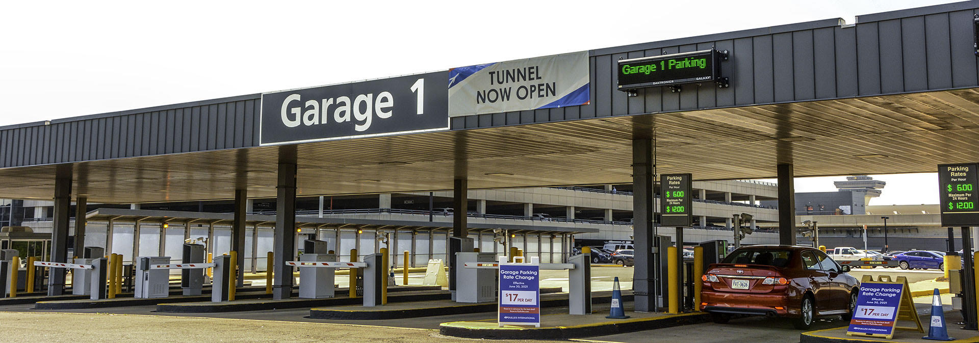 Garage Parking IAD Airport