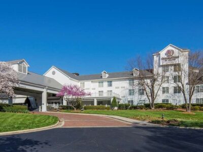 Doubletree By Hilton RDU Airport Parking