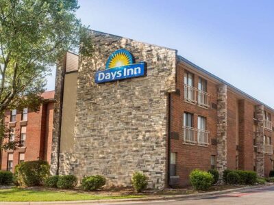 Days Inn RDU Airport Parking
