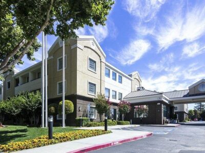 Country Inn & Suites San Jose Airport Parking