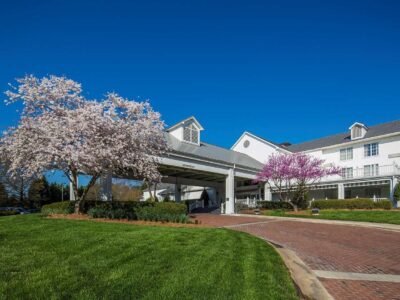 Doubletree By Hilton RDU Airport Parking