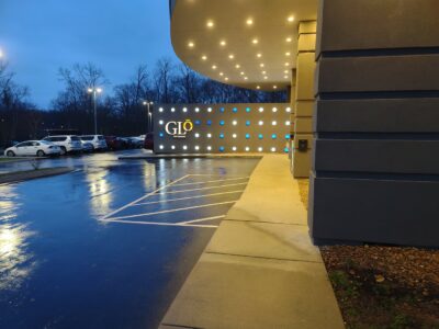 GLō Best Western Nashville Airport Parking