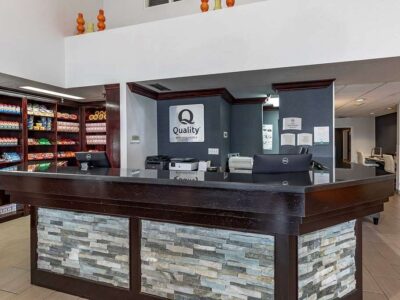 Quality Inn & Suites Denver Airport Parking