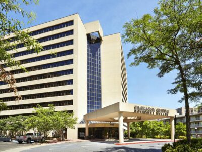 Embassy Suites Reagan National Airport Parking