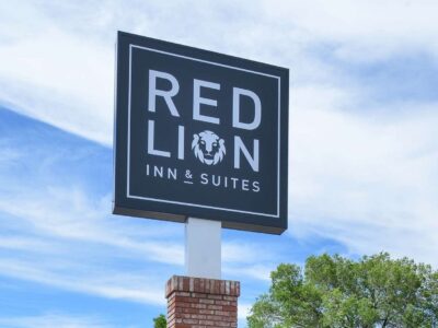 Red Lion Inn & Suites O’Hare Airport Parking