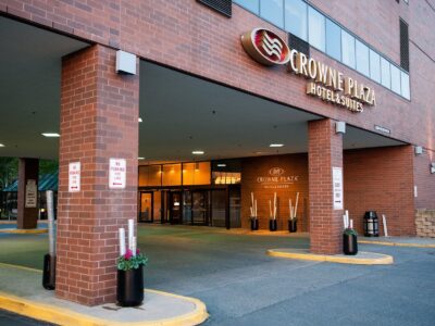 Crowne Plaza Minneapolis-St. Paul Airport Parking