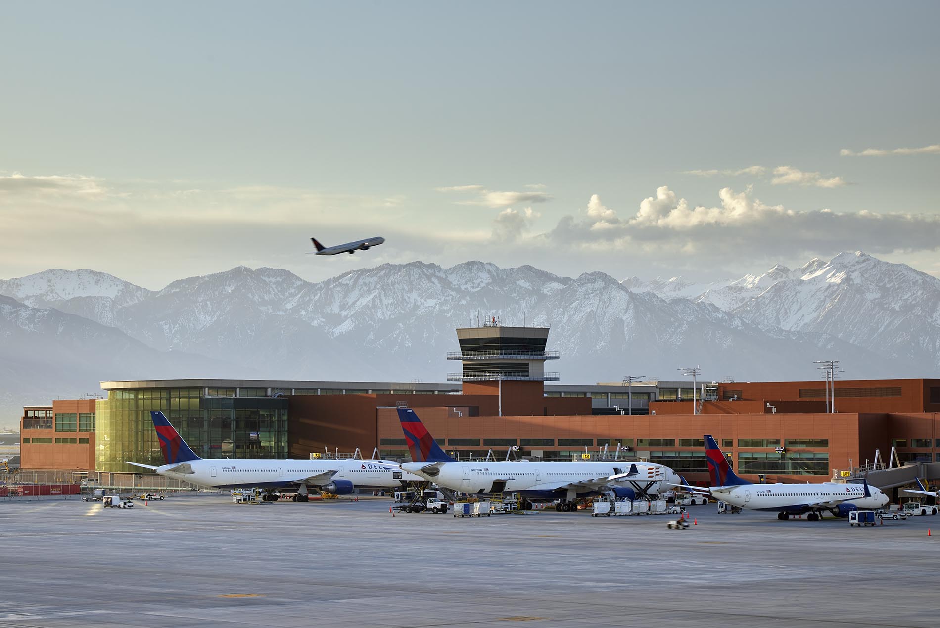 Salt Lake City International Airport (SLC)