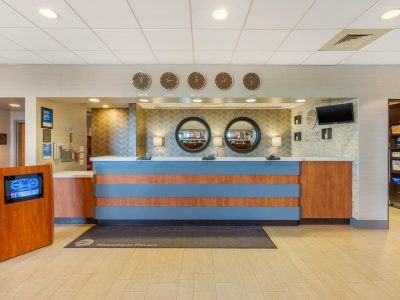 Comfort Inn & Suites Logan Airport Parking