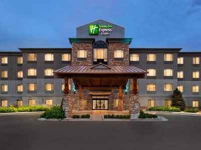 Holiday Inn Denver Airport Parking