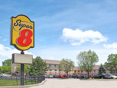 Super 8 Chicago O'Hare Airport Parking
