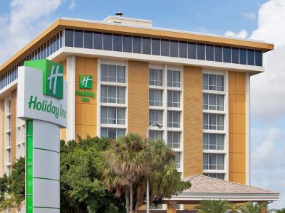 Holiday Inn Miami Airport Parking