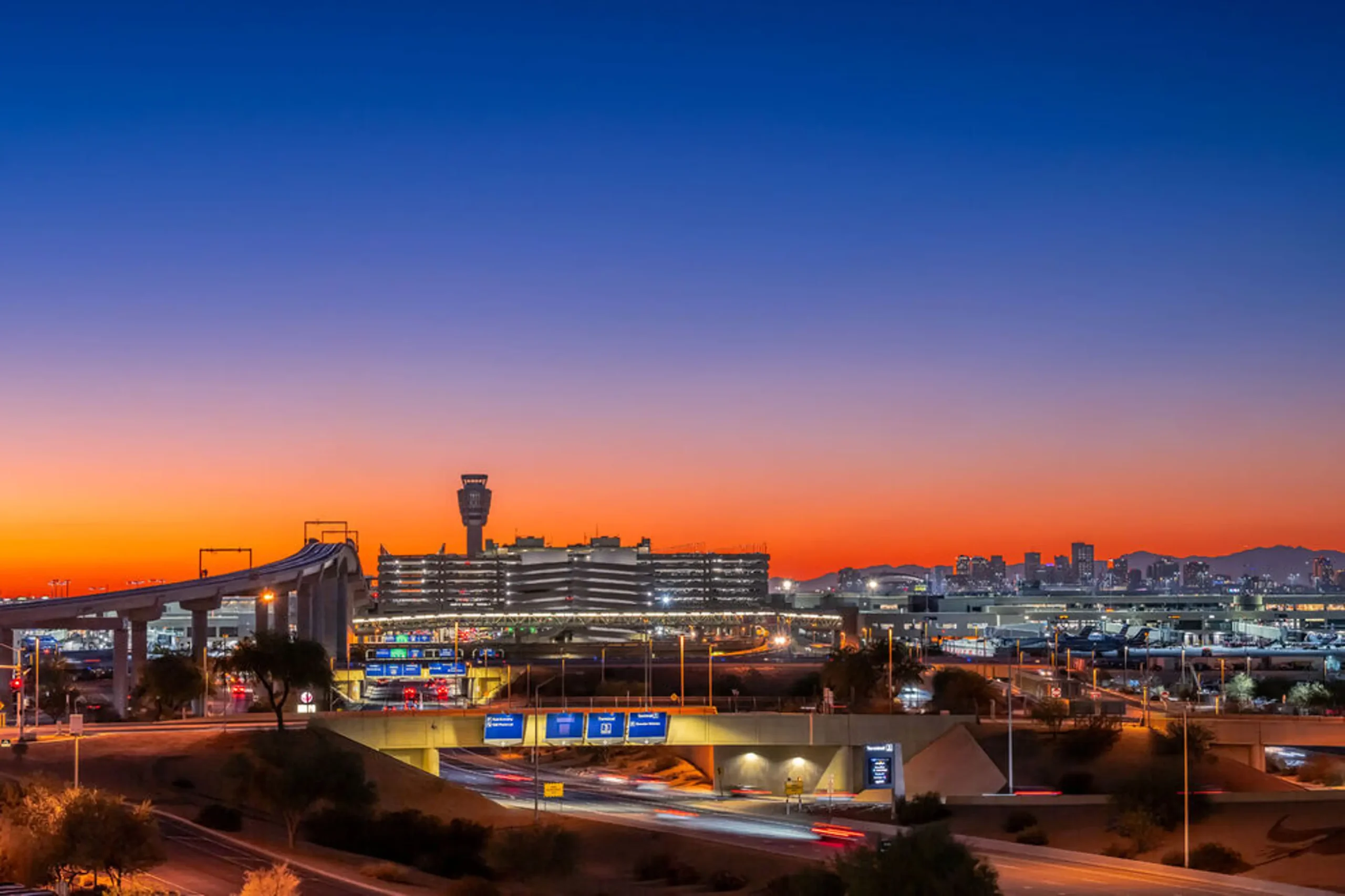 Sky Harbor Airport Parking: On-Site & Affordable Options