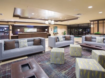 Holiday Inn Little Rock Airport Parking