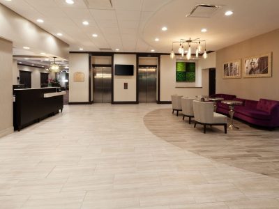 DoubleTree New Orleans Airport Parking