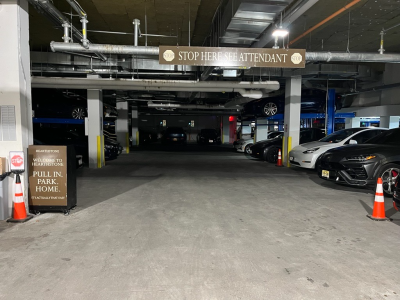 Hearthstone Garage LGA Airport Parking