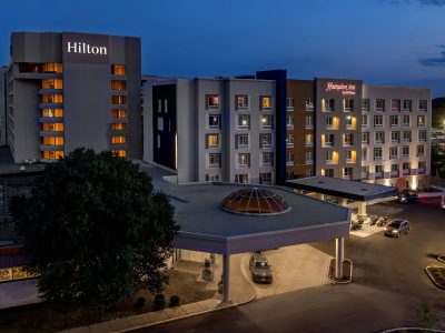 Hilton St. Louis Airport Parking