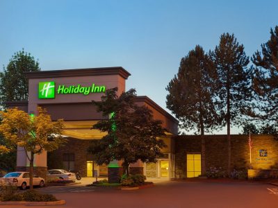 Holiday Inn Portland Airport Parking