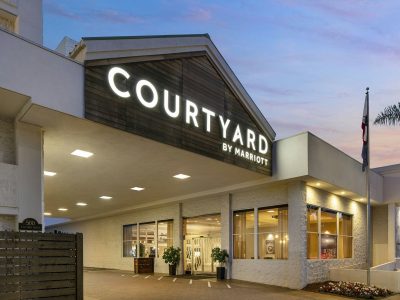 Courtyard Long Beach Garage Parking