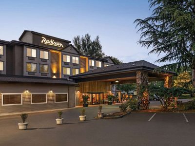 Radisson PDX Airport Parking