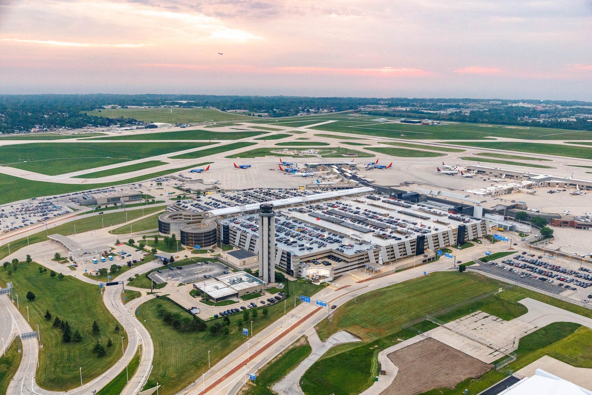 MKE Parking Promo Code: $7 Off Milwaukee Airport Parking