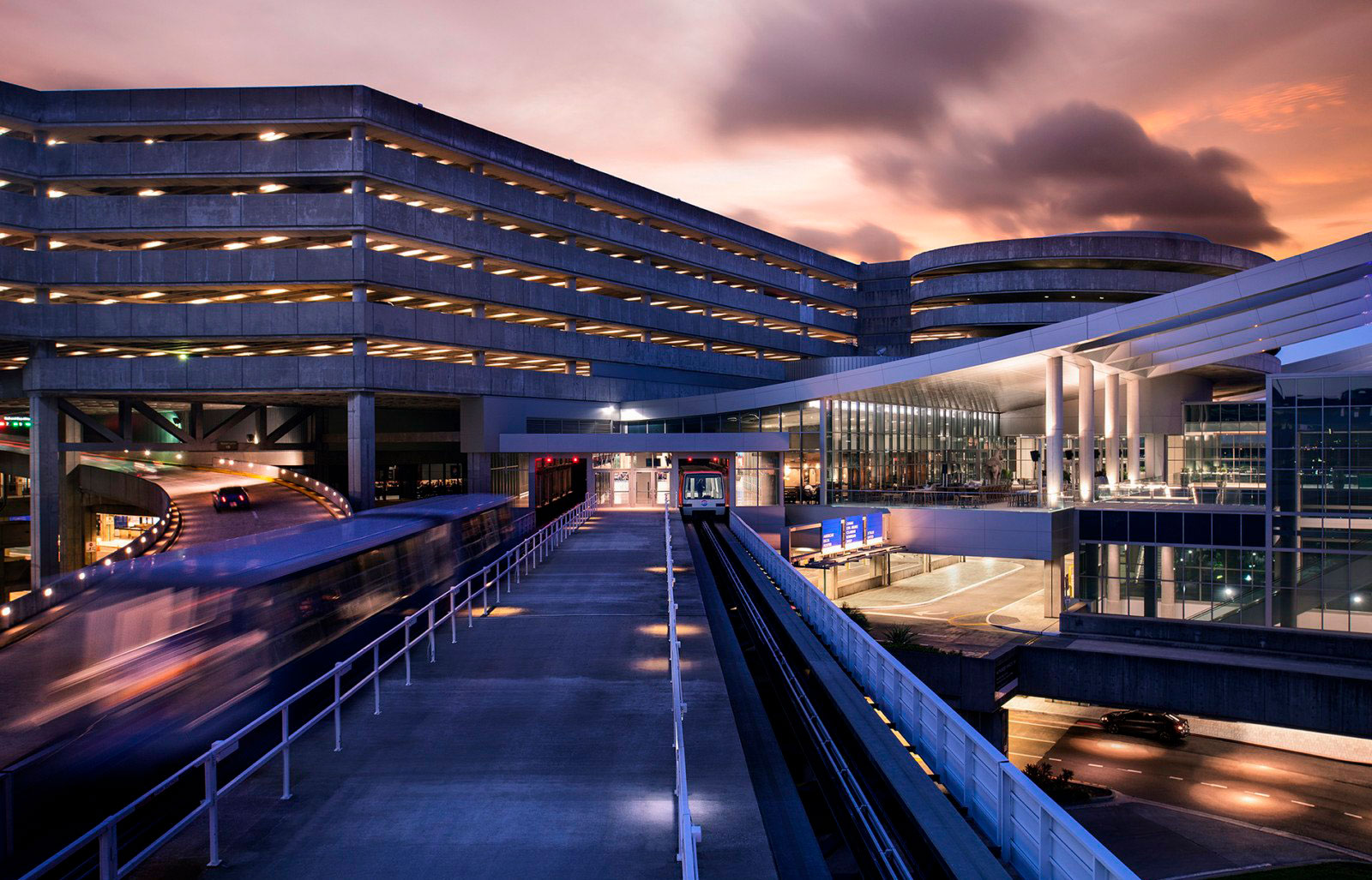 Tampa Airport Parking 2026: Expert Guide to Rates, Tips & Options (TPA)