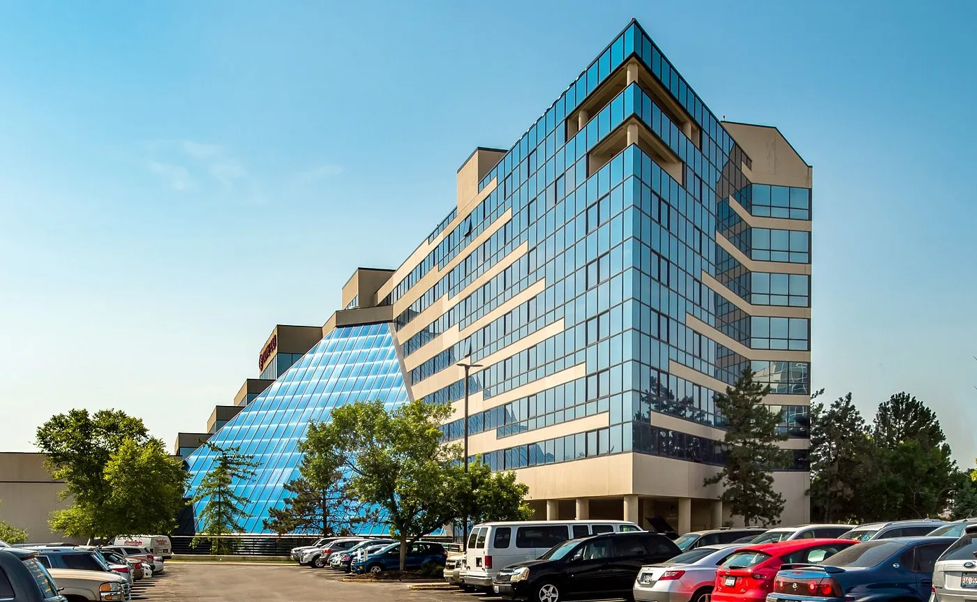 Crowne Plaza Airport (STL): Gated, Contactless, and 24/7