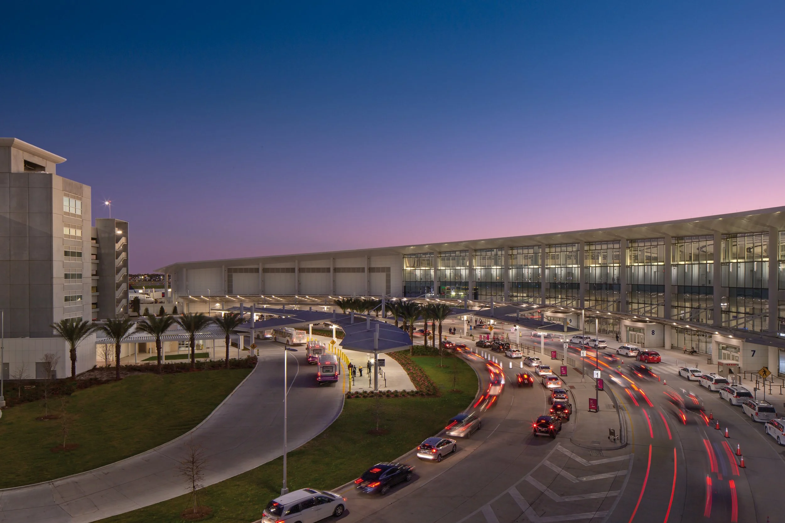 Park and Fly New Orleans Airport (MSY): 2026 Rates, Shuttles & Reviews